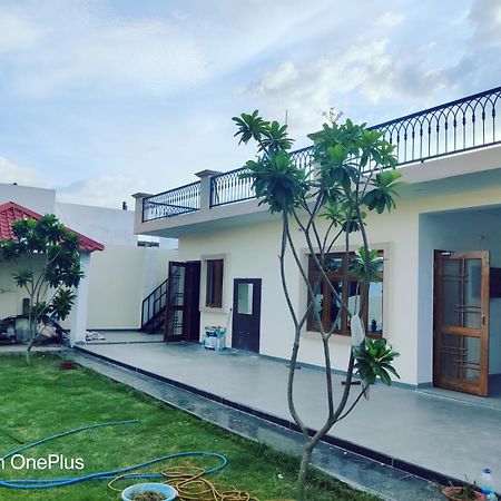 فيلا Osho Lifestyle لاكناو المظهر الخارجي الصورة