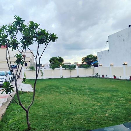 فيلا Osho Lifestyle لاكناو المظهر الخارجي الصورة